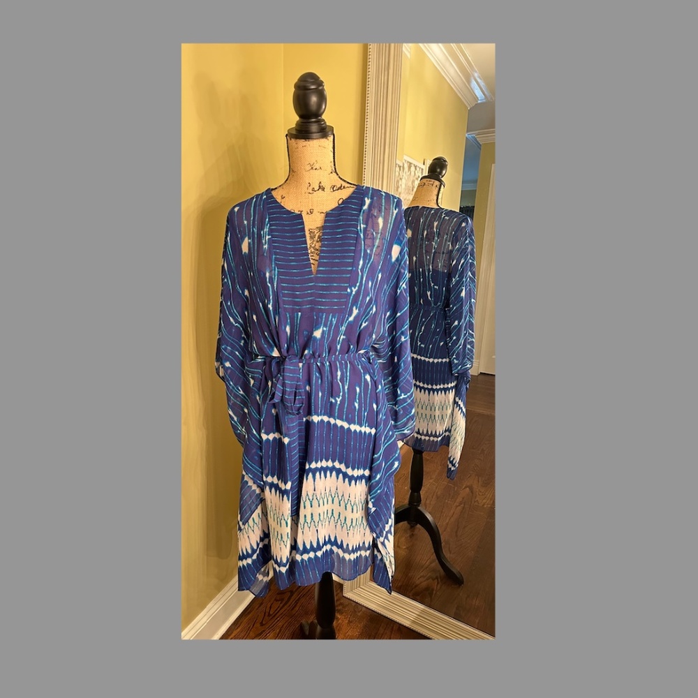 BCBG Maxazria Kaftan Dress / Cover-up